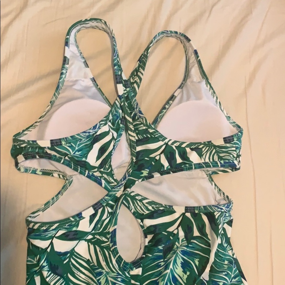 Brand NWT Bathing suit 👙👙 - Picture 2 of 2